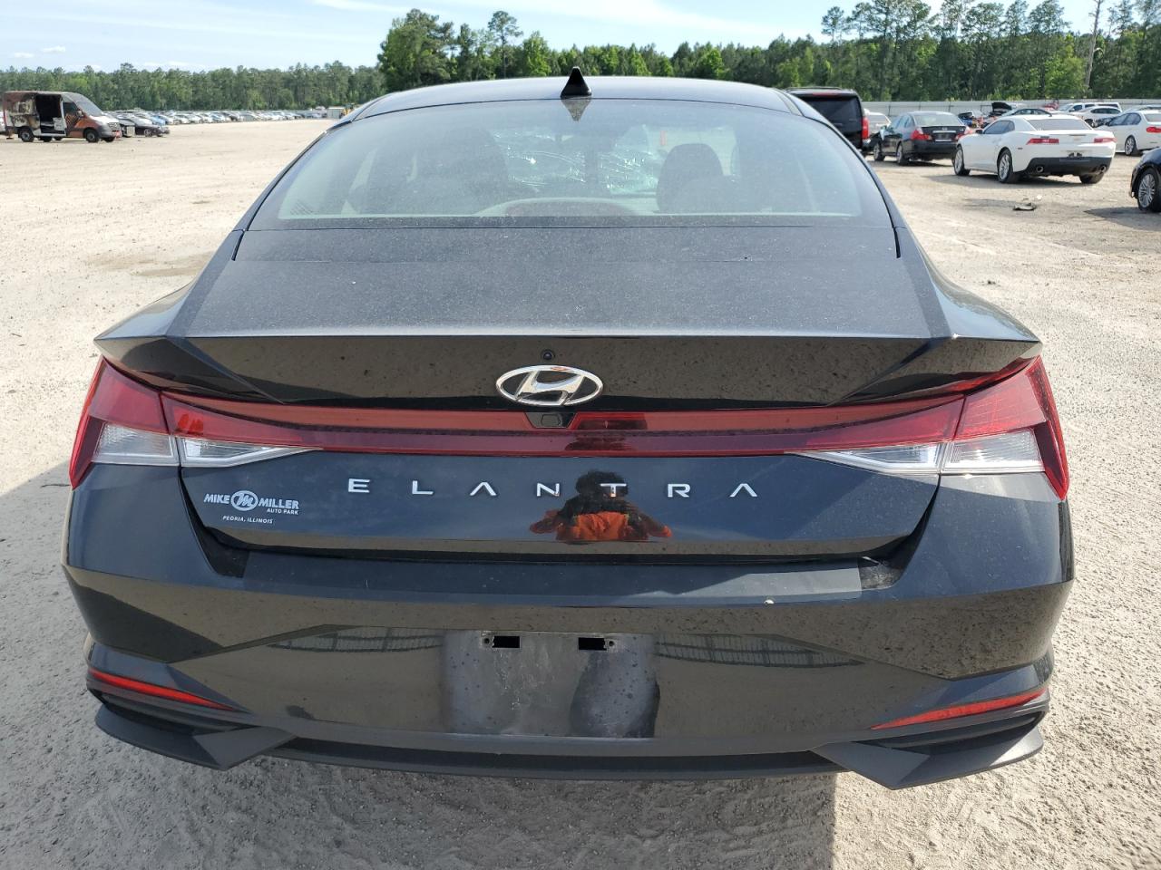 2022 Hyundai Elantra Sel vin: 5NPLM4AG5NH083391