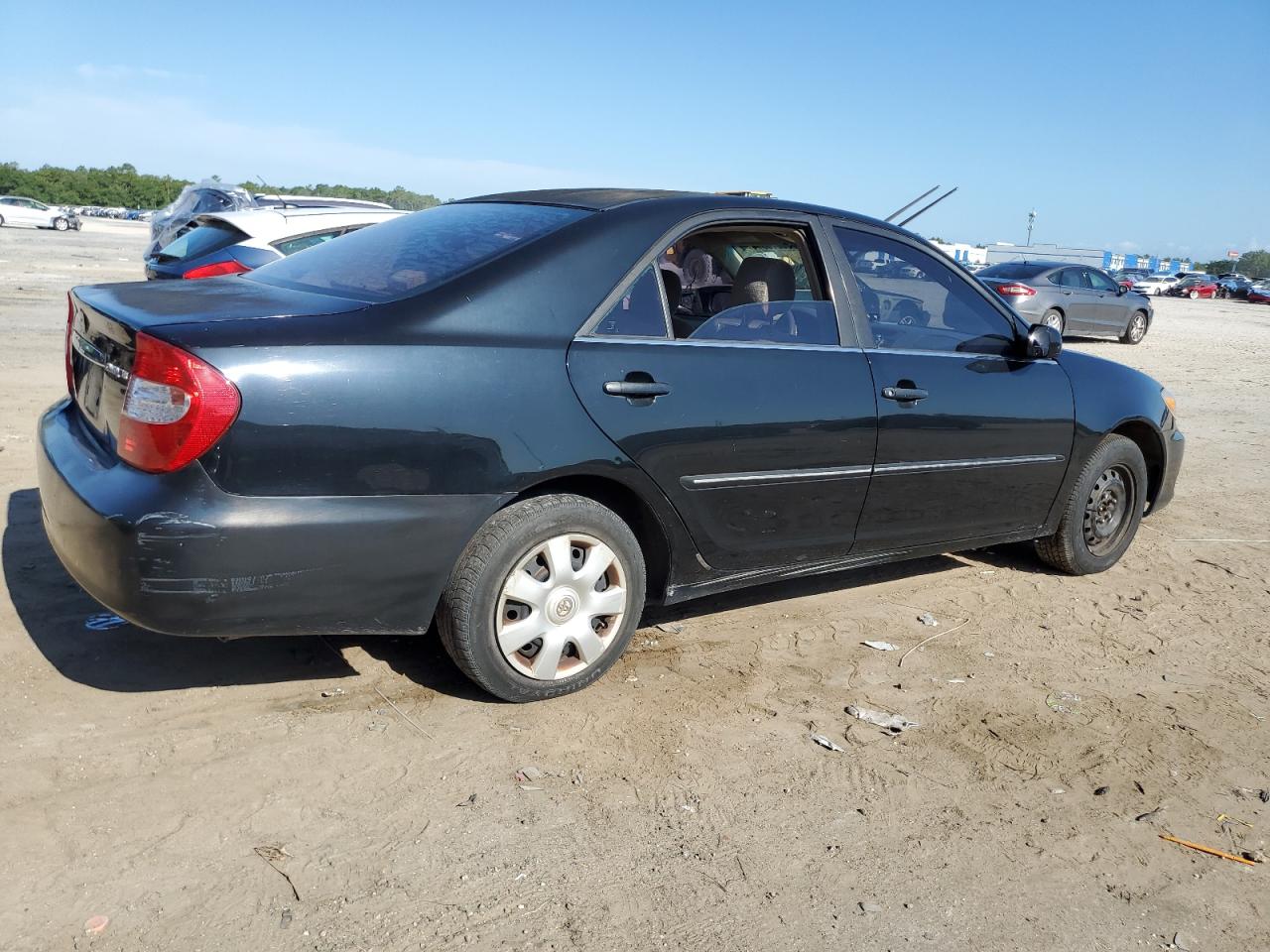 4T1BE30KX3U155421 2003 Toyota Camry Le