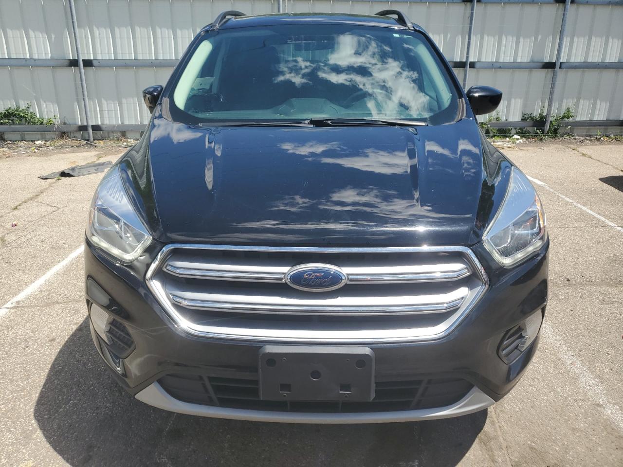 2017 Ford Escape Se vin: 1FMCU9GD4HUE82356