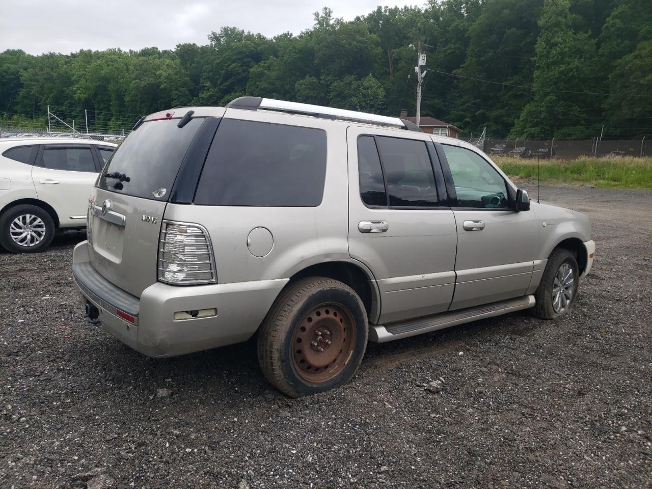 4M2EU48886UJ13962 2006 Mercury Mountaineer Premier