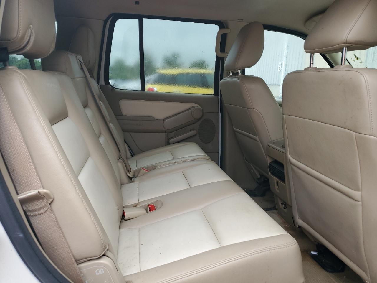 1FMEU7EE3AUA99510 2010 Ford Explorer Eddie Bauer