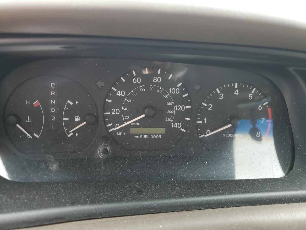 4T1BF22K3YU953061 2000 Toyota Camry Le