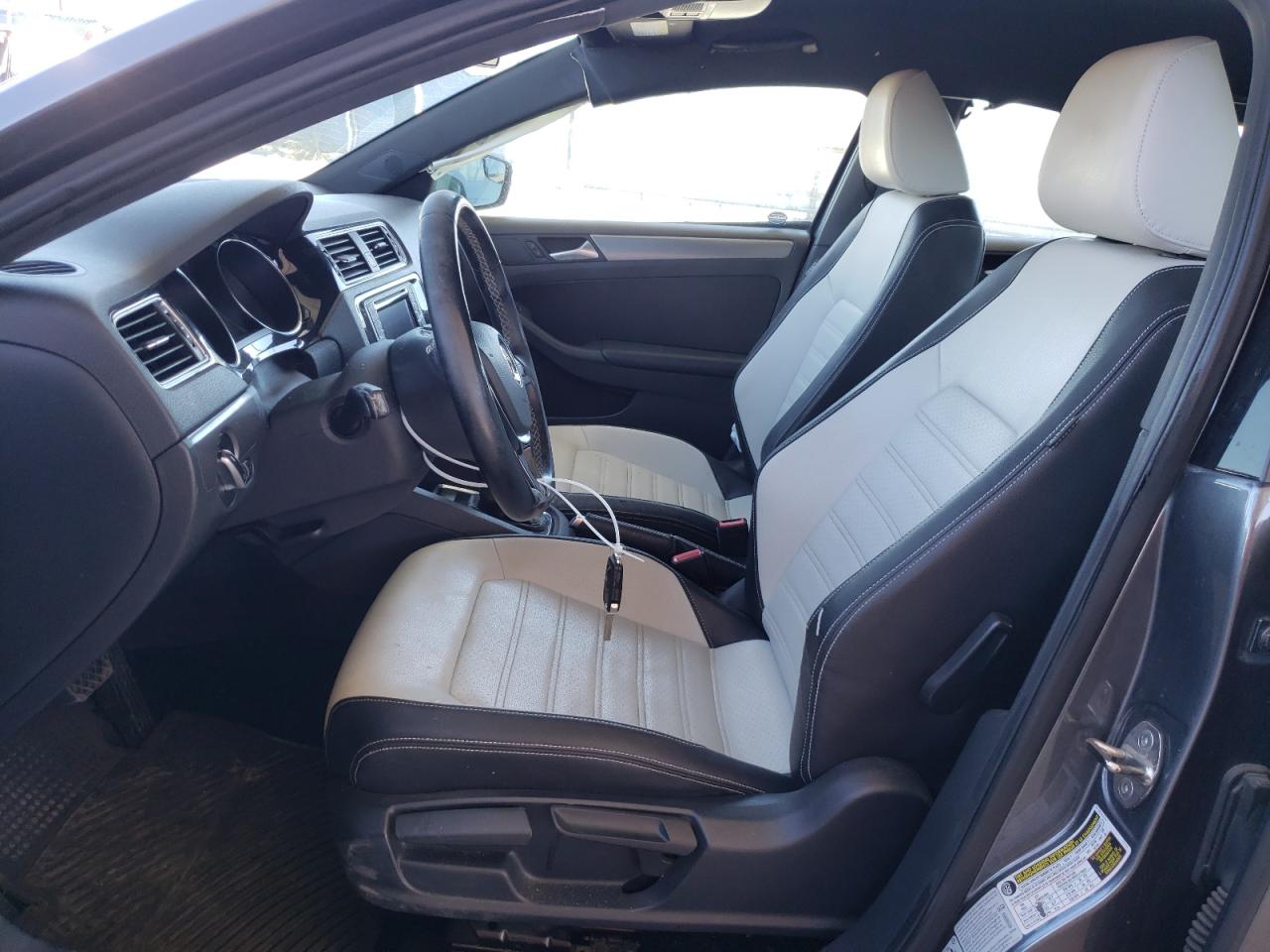 3VWD17AJ9GM237816 2016 Volkswagen Jetta Sport