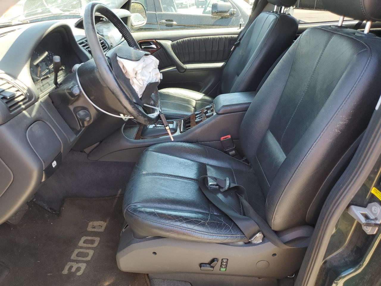 4JGAB54E51A288963 2001 Mercedes-Benz Ml 320