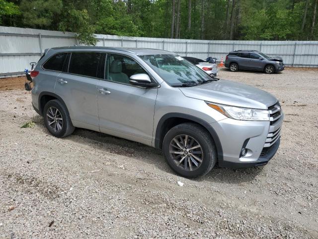 2017 Toyota Highlander Se VIN: 5TDKZRFHXHS515659 Lot: 54783704