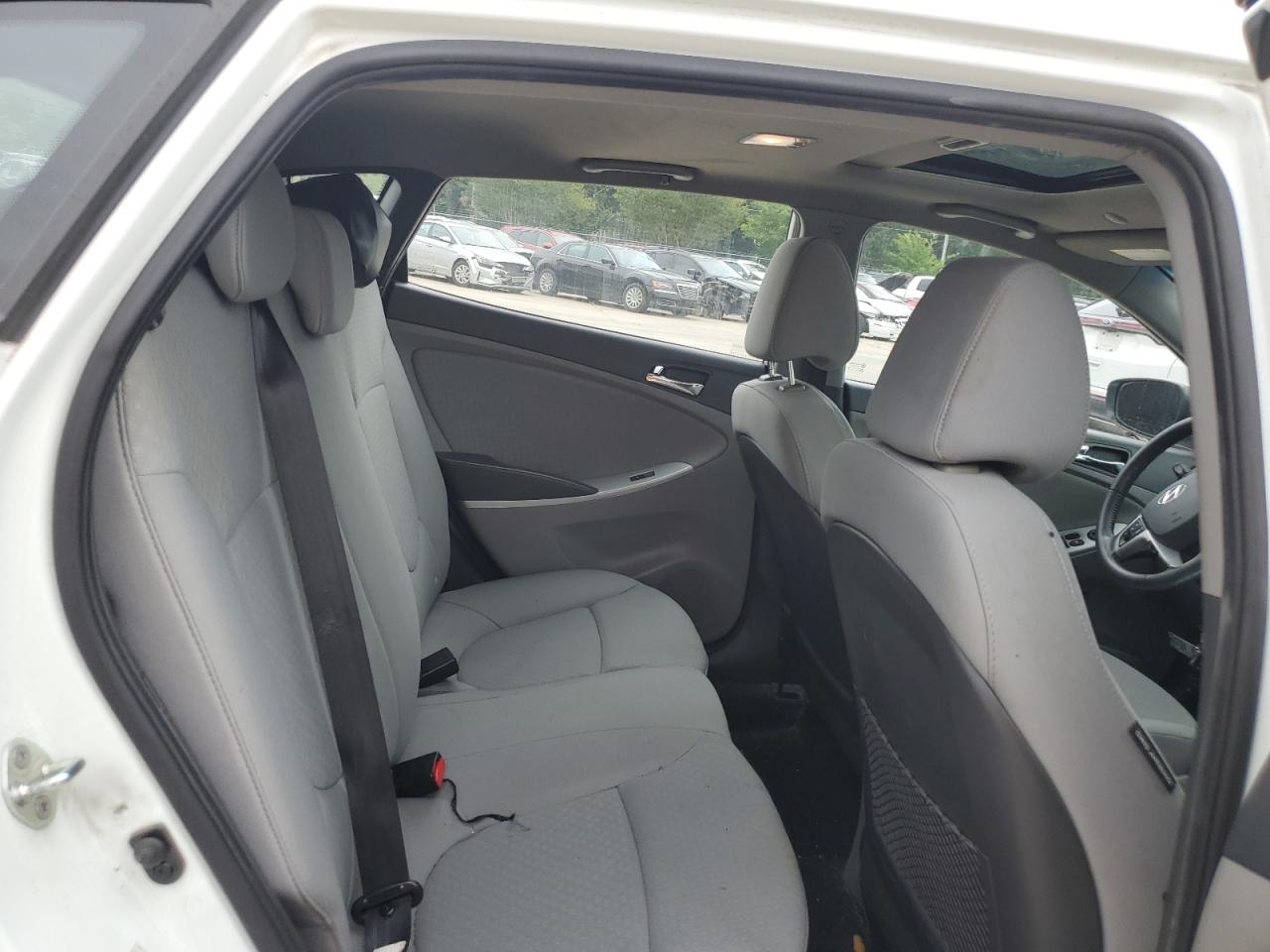 KMHCU5AE8DU067111 2013 Hyundai Accent Gls