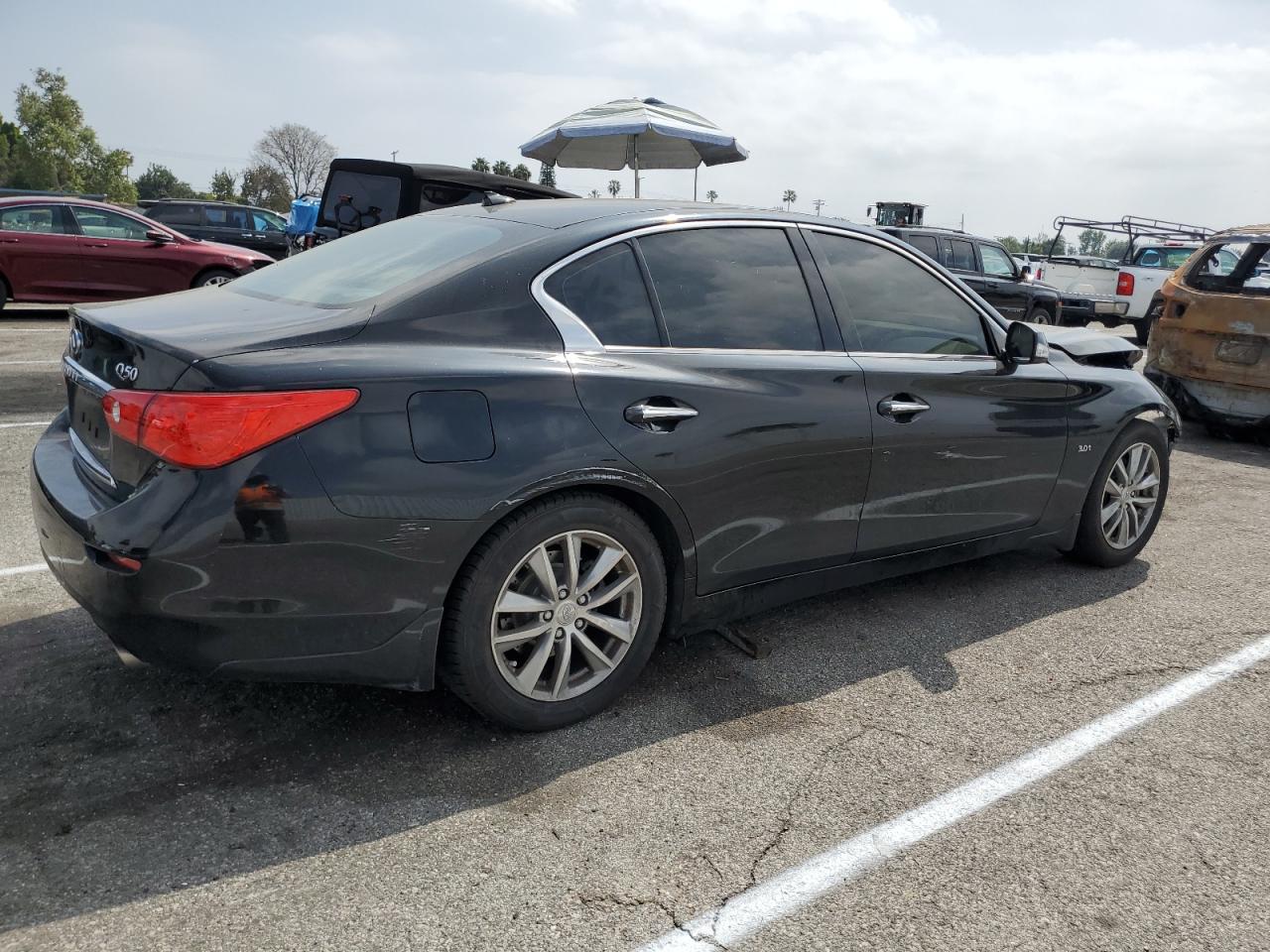 2017 Infiniti Q50 Premium vin: JN1EV7AP0HM743888