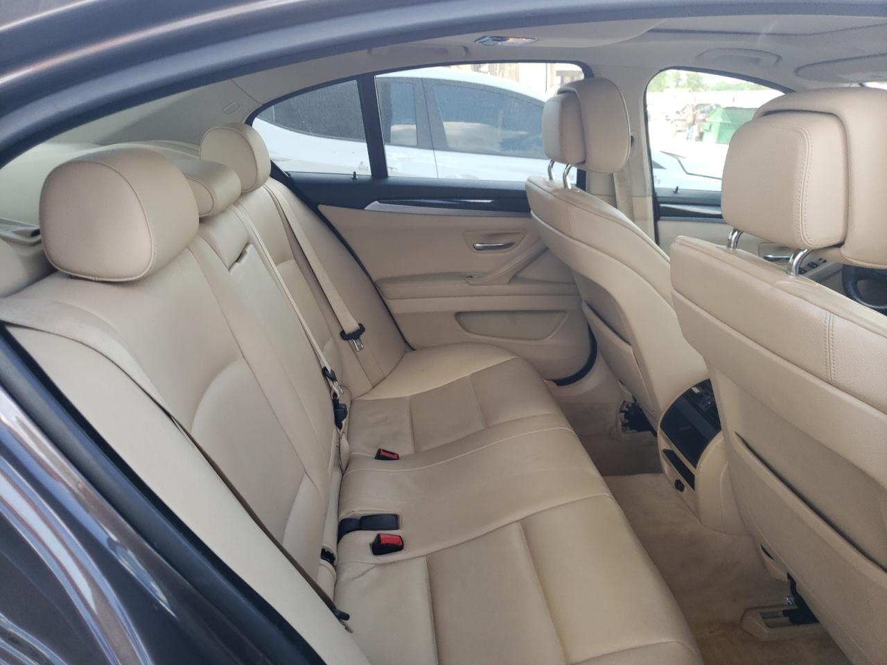 WBAXH5C56DDW12887 2013 BMW 528 Xi