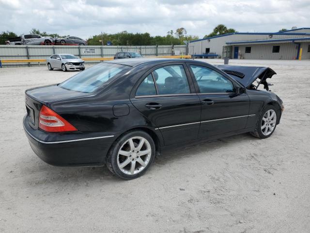 2004 Mercedes-Benz C 230K Sport Sedan VIN: WDBRF40JX4A574044 Lot: 55442644