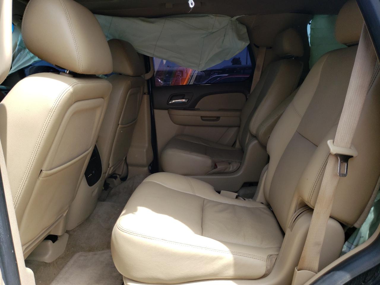 1GNUKCE02AR152467 2010 Chevrolet Tahoe K1500 Ltz