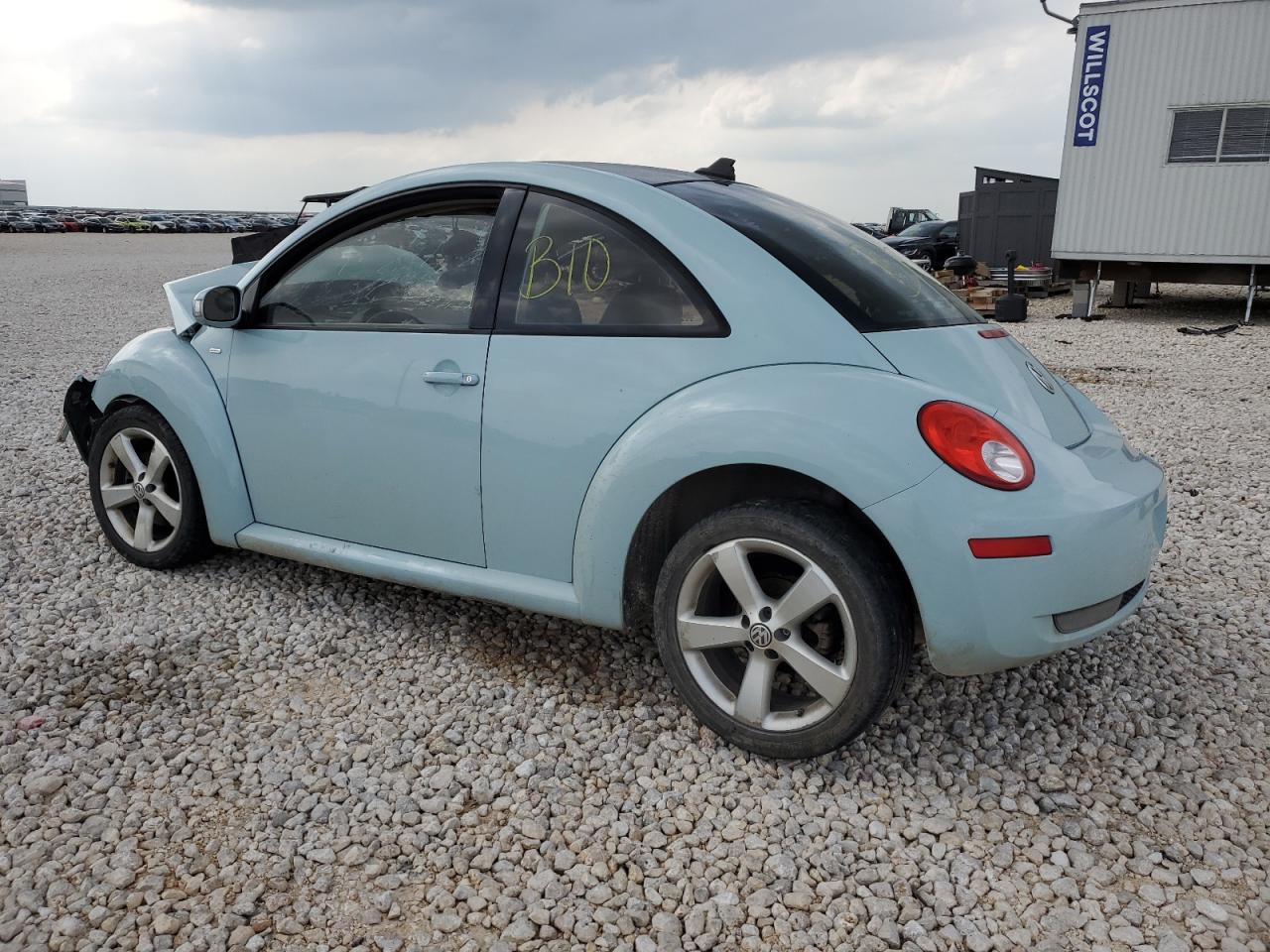 3VWRW3AG9AM023954 2010 Volkswagen New Beetle