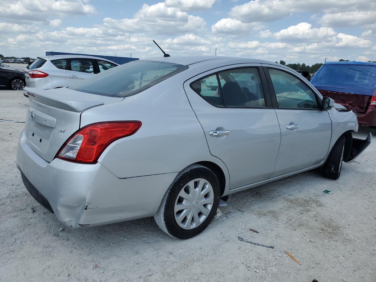 2019 Nissan Versa S vin: 3N1CN7AP8KL872924