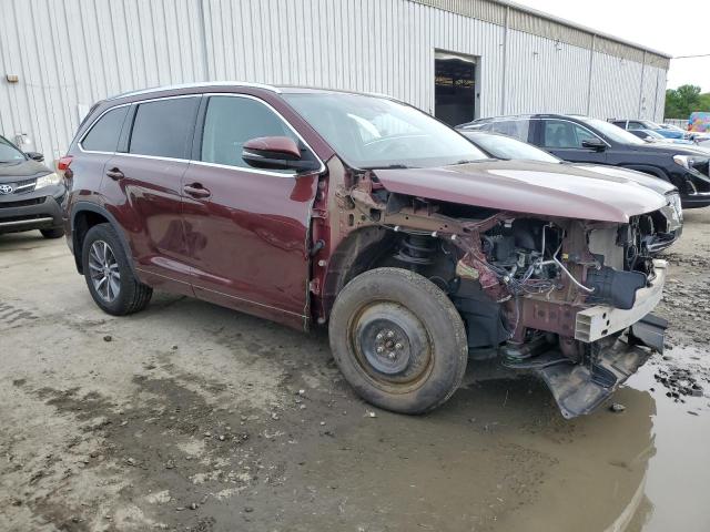 VIN 5TDJZRFH6JS889168 2018 Toyota Highlander, SE no.4