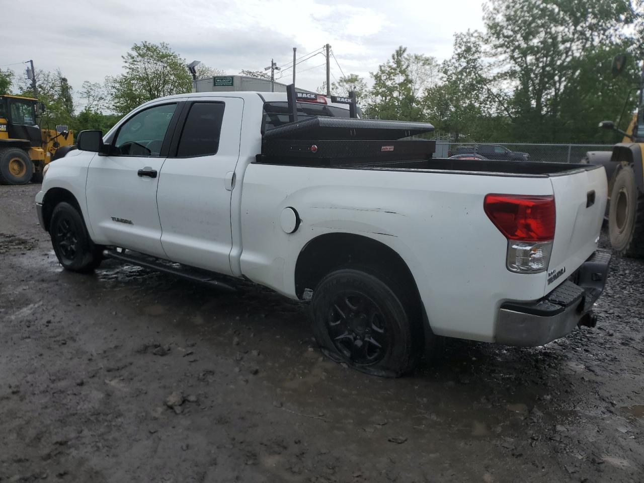 5TFUM5F18AX015129 2010 Toyota Tundra Double Cab Sr5