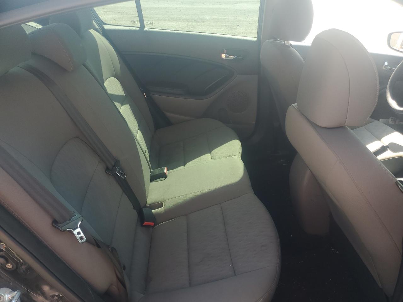 KNAFK4A68G5616067 2016 Kia Forte Lx