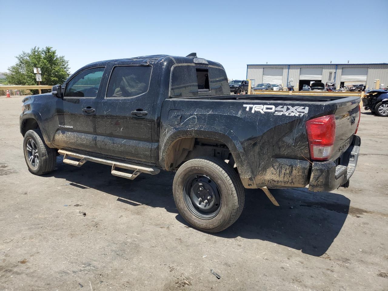 5TFCZ5ANXHX056654 2017 Toyota Tacoma Double Cab