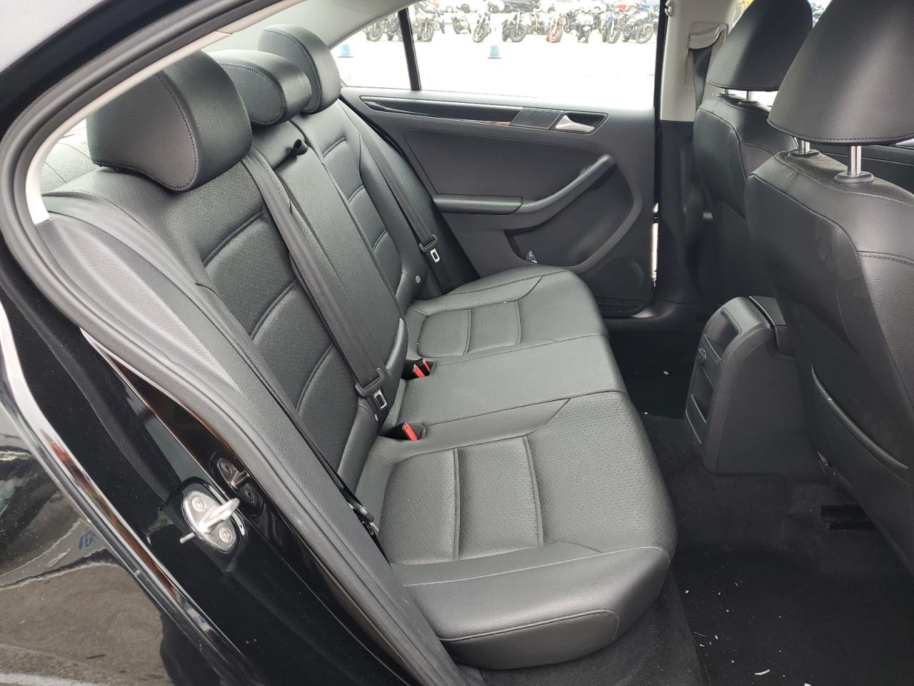 3VWL17AJ6HM280328 2017 Volkswagen Jetta Sel