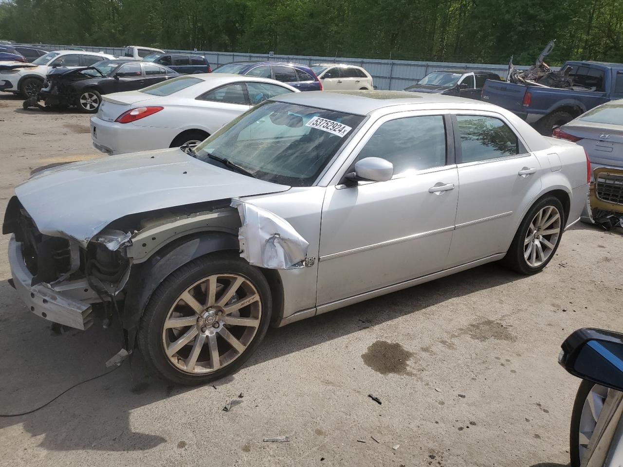 2C3LA73W27H806712 2007 Chrysler 300C Srt-8