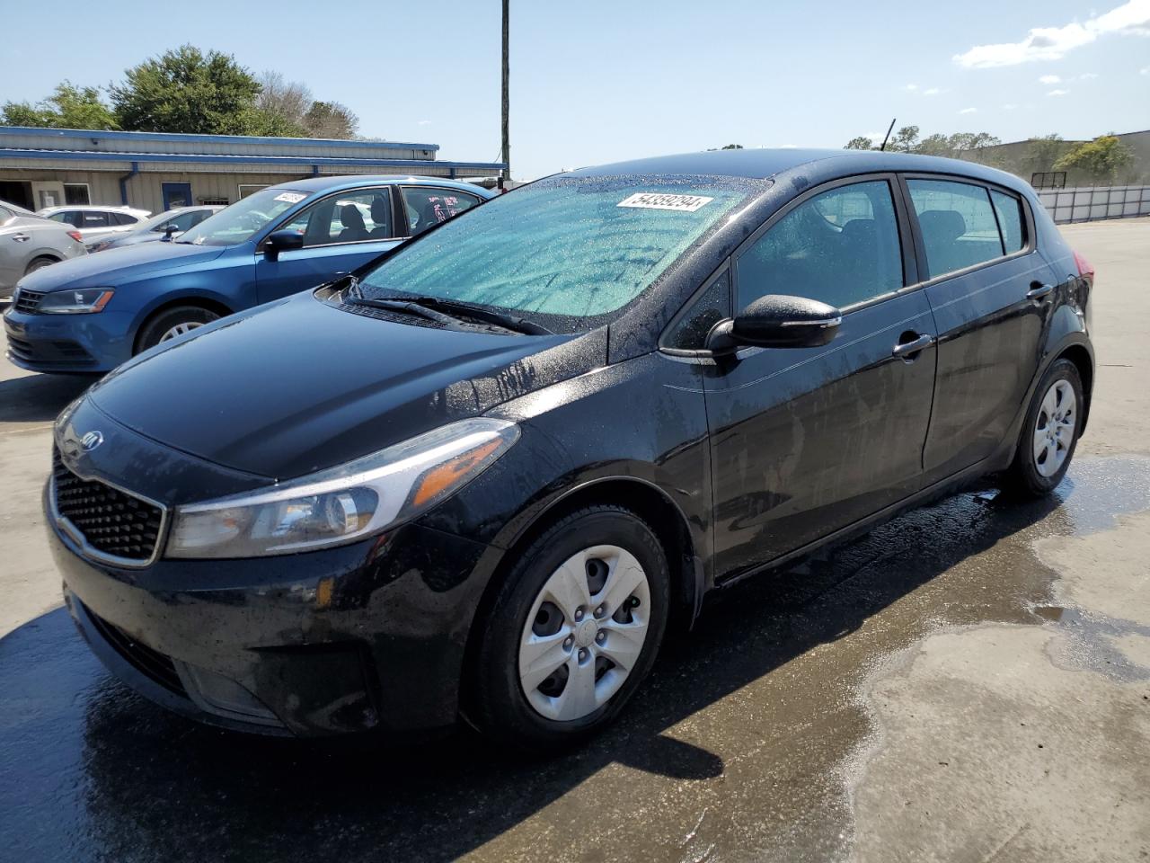 KNAFK5A83H5680784 2017 Kia Forte Lx