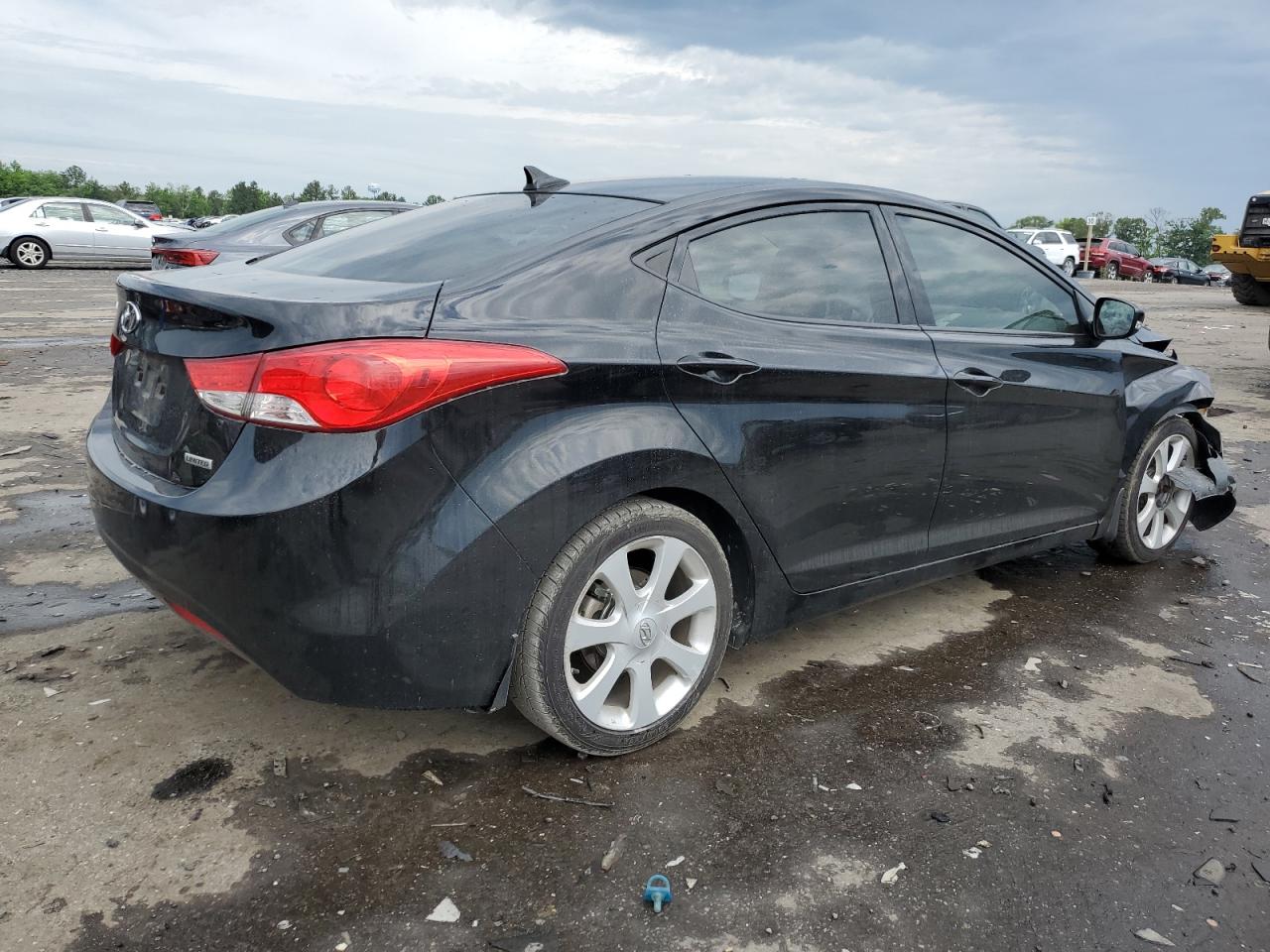 5NPDH4AE8DH305248 2013 Hyundai Elantra Gls