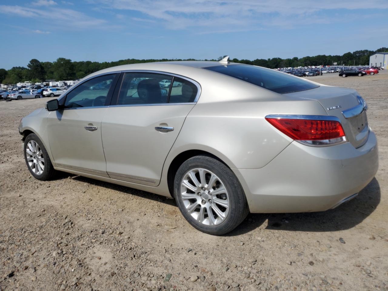 2013 Buick Lacrosse vin: 1G4GC5E31DF283657