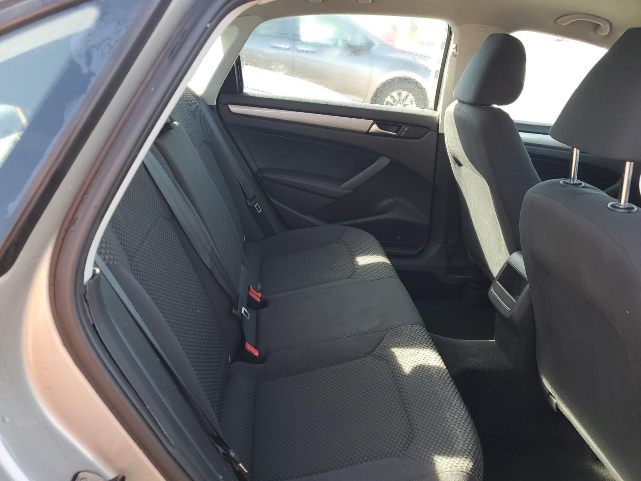 1VWAP7A39DC121063 2013 Volkswagen Passat S