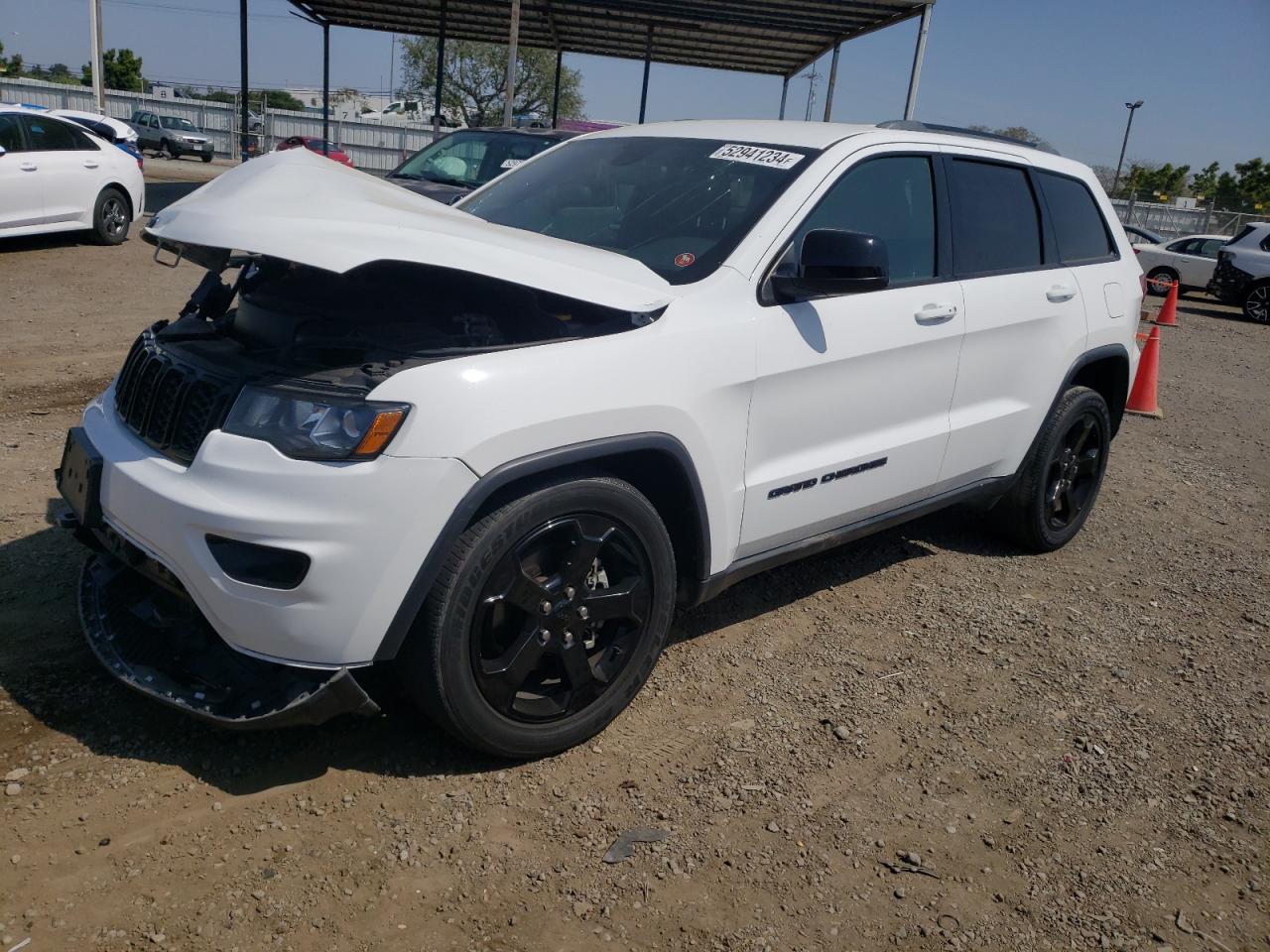 1C4RJEAG4KC543608 2019 Jeep Grand Cherokee Laredo