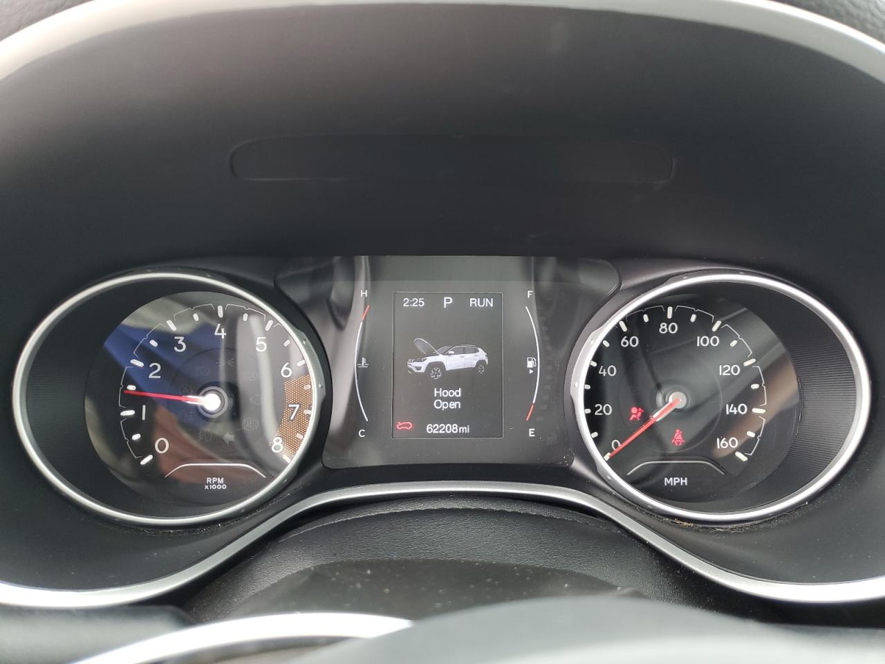 3C4NJCBBXJT503090 2018 Jeep Compass Latitude