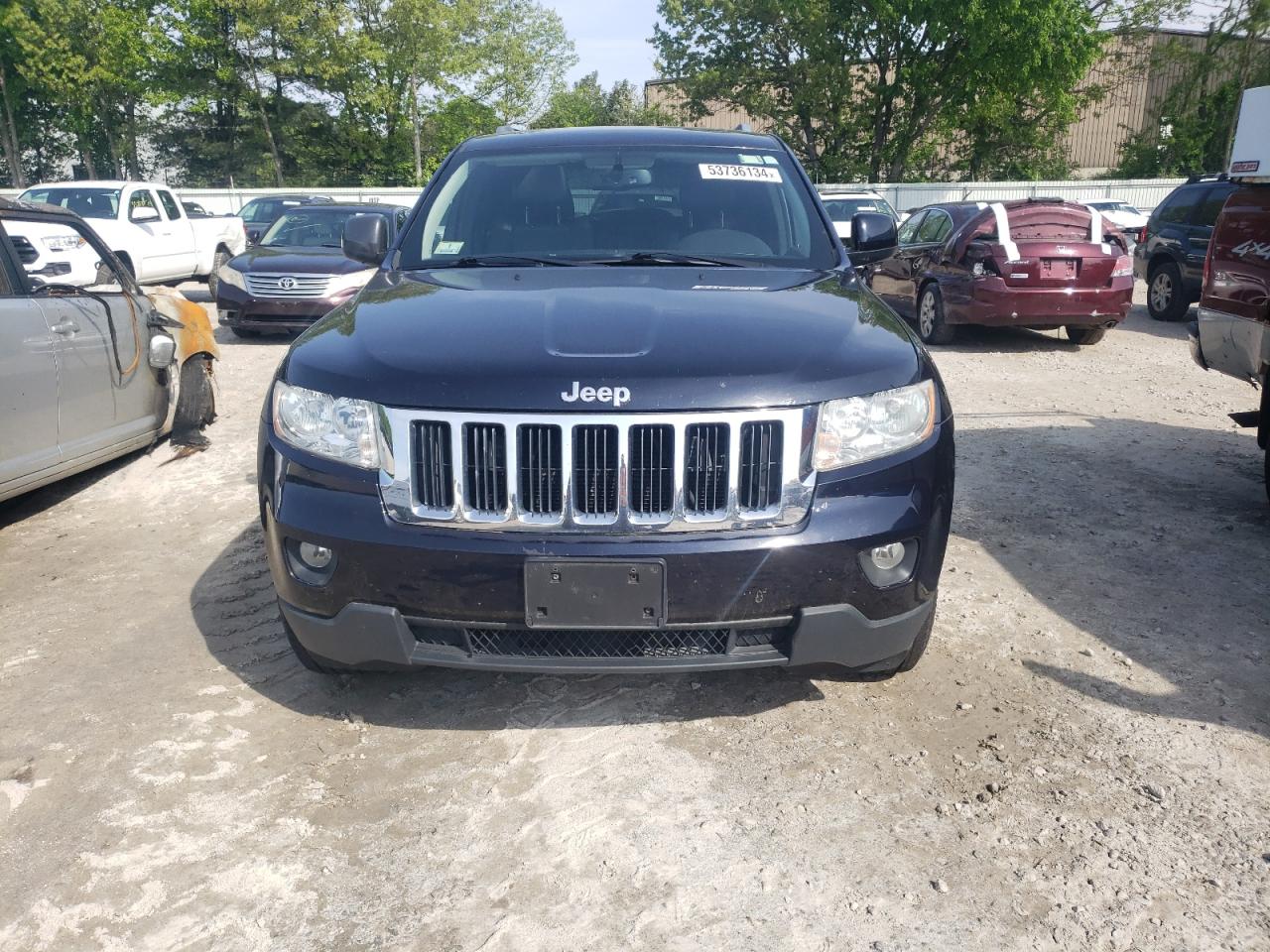 1J4RR4GG7BC669370 2011 Jeep Grand Cherokee Laredo