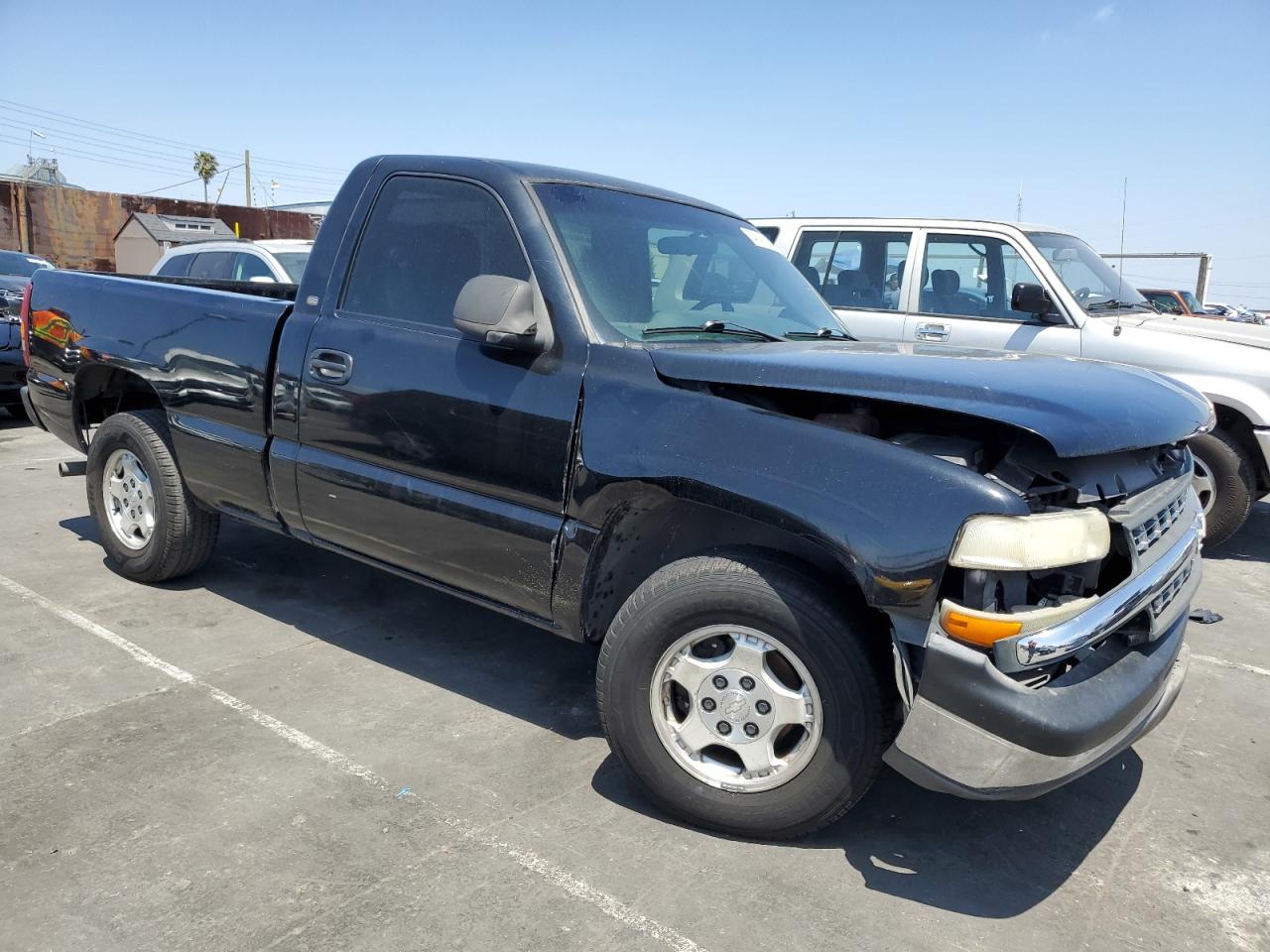 1GCEC14XX2Z182556 2002 Chevrolet Silverado C1500