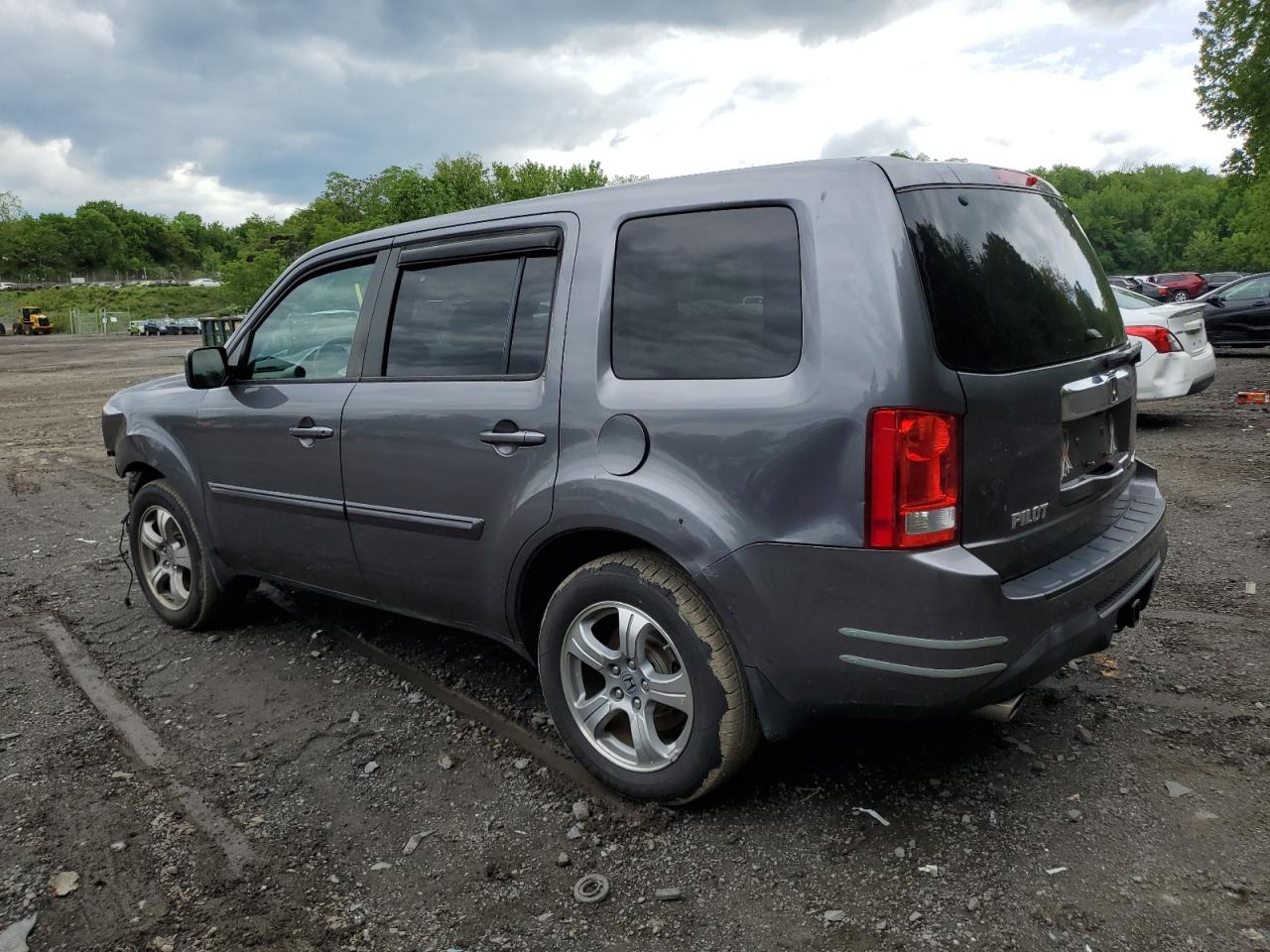 5FNYF4H42FB070996 2015 Honda Pilot Ex