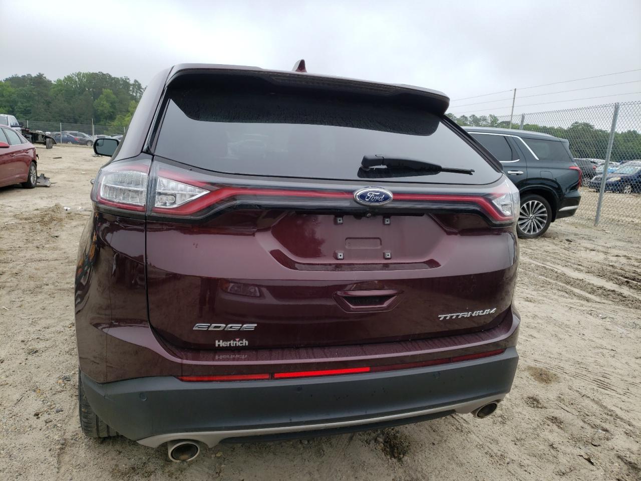 2FMPK3K86JBC10370 2018 Ford Edge Titanium