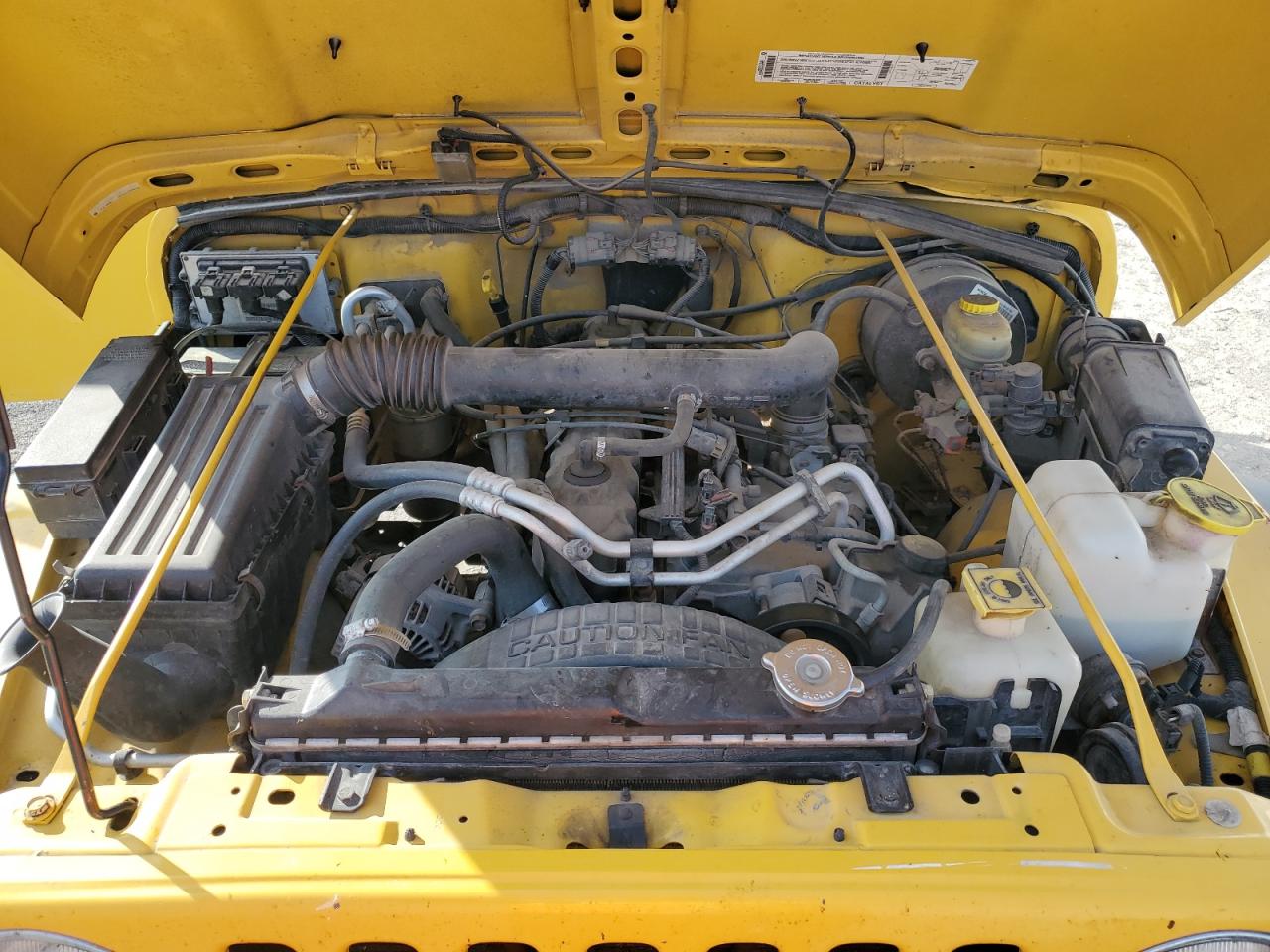 1J4FA49S3YP745163 2000 Jeep Wrangler / Tj Sport