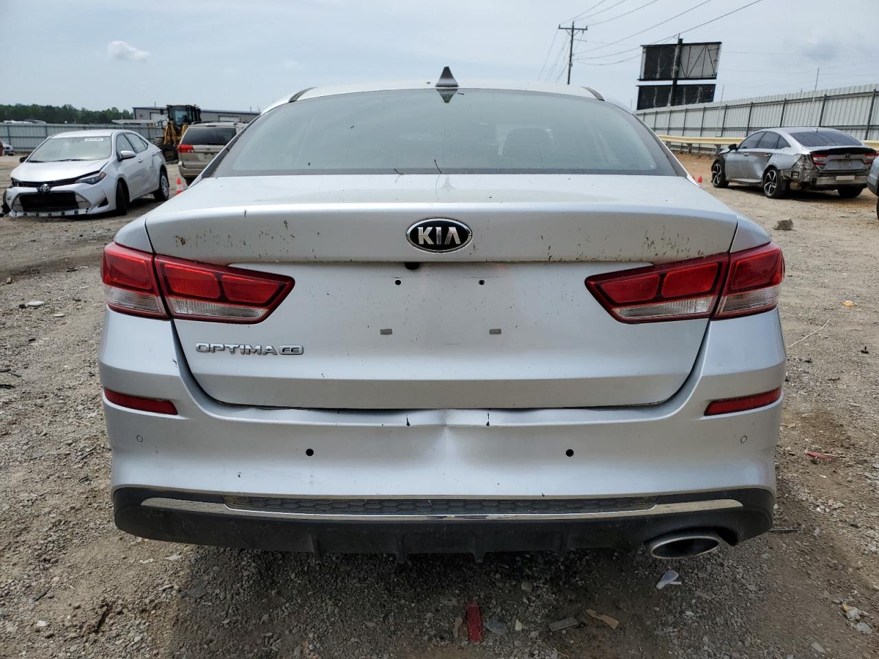 5XXGT4L35LG392172 2020 Kia Optima Lx