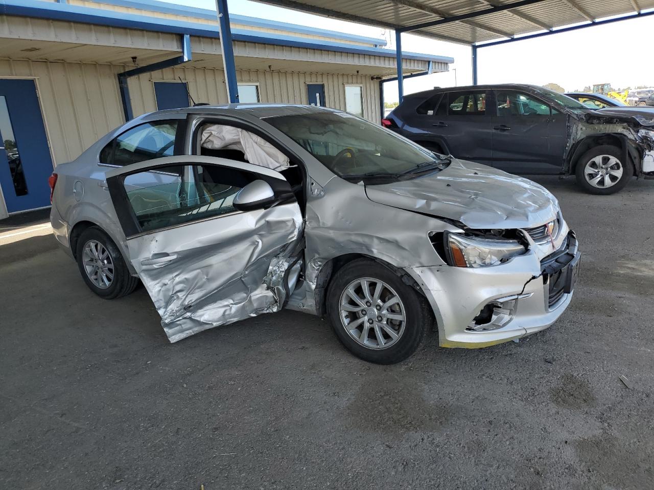 1G1JD5SG3H4125264 2017 Chevrolet Sonic Lt