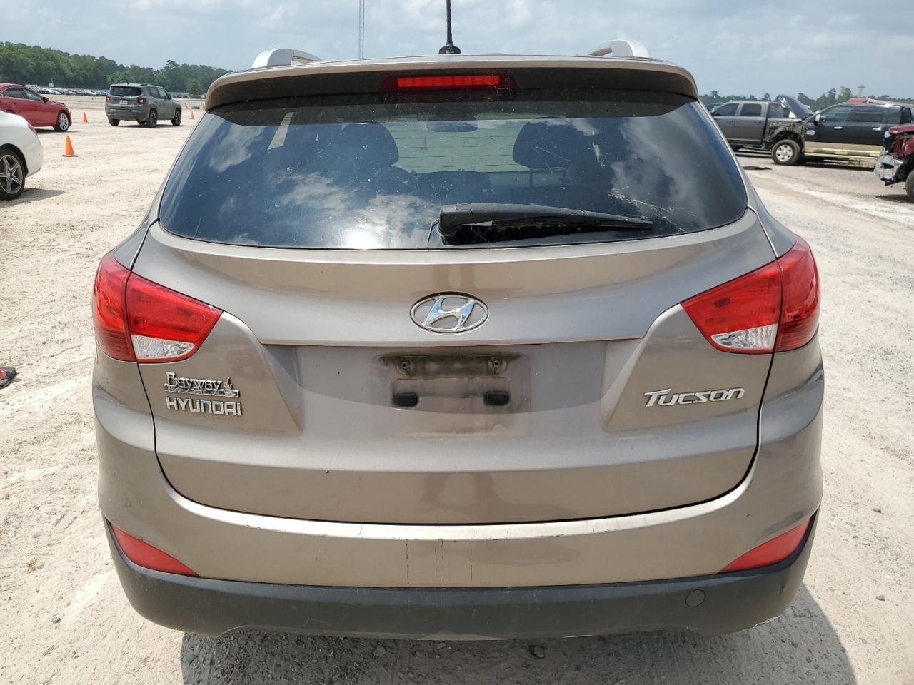 KM8JU3AC6DU689667 2013 Hyundai Tucson Gls