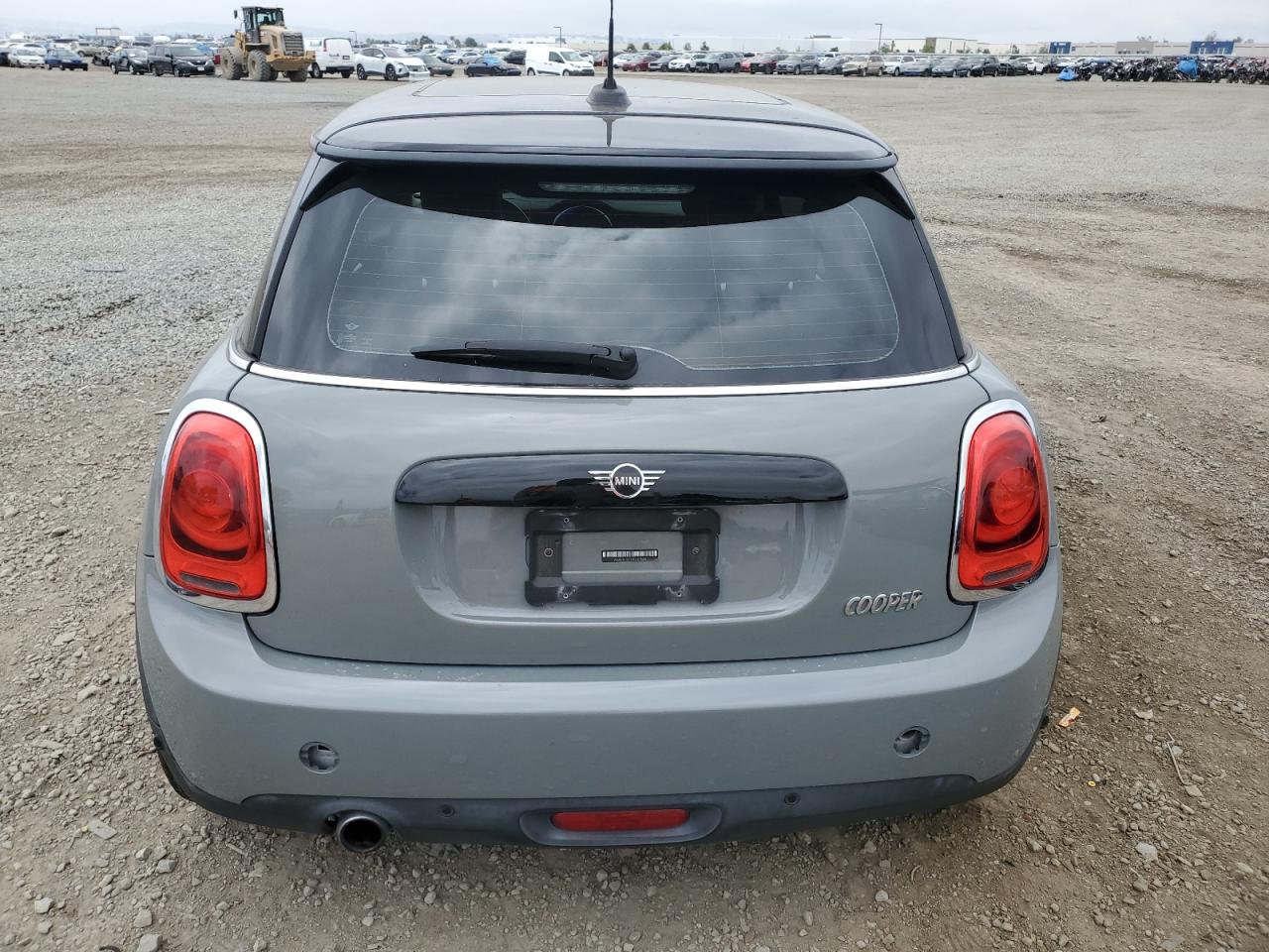 WMWXP5C52K2H29686 2019 Mini Cooper