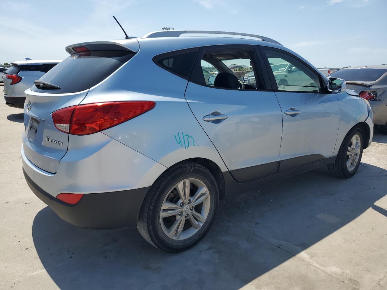 KM8JU3AC9CU469373 2012 Hyundai Tucson Gls