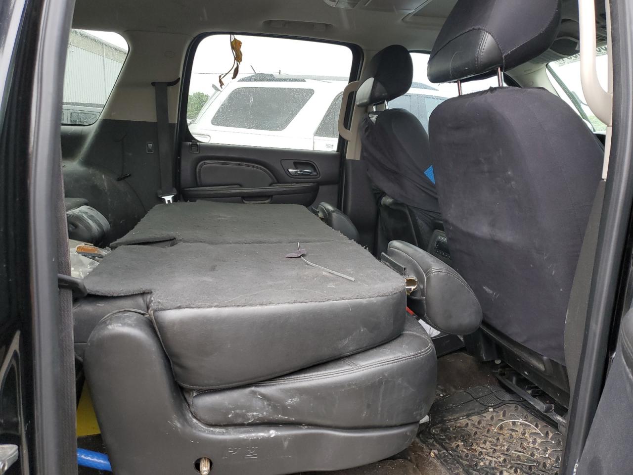 1GKFK06219R194273 2009 GMC Yukon Xl Denali