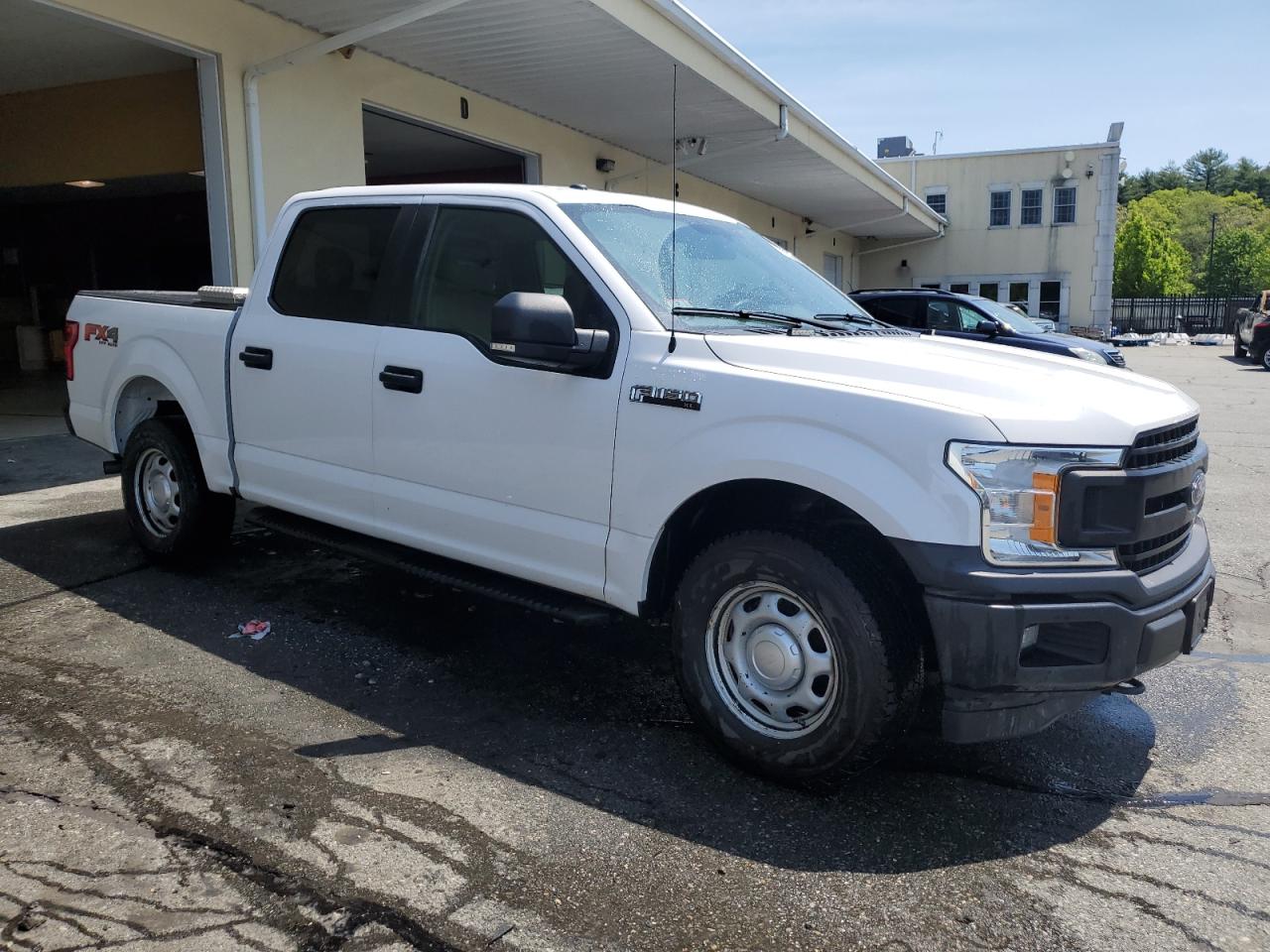 1FTEW1E5XJKC28897 2018 Ford F150 Supercrew