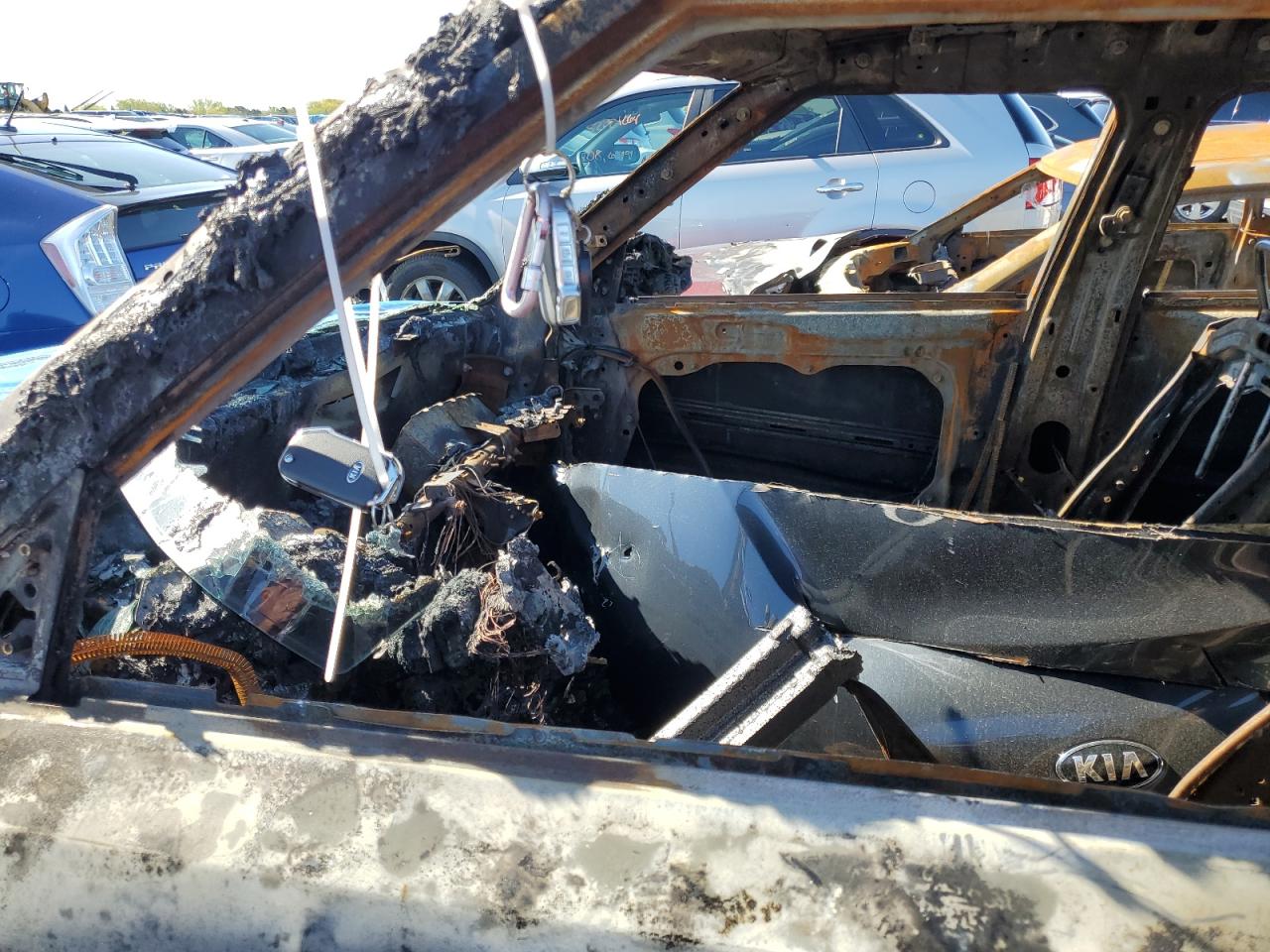 KNDJ23AU8L7047810 2020 Kia Soul Lx