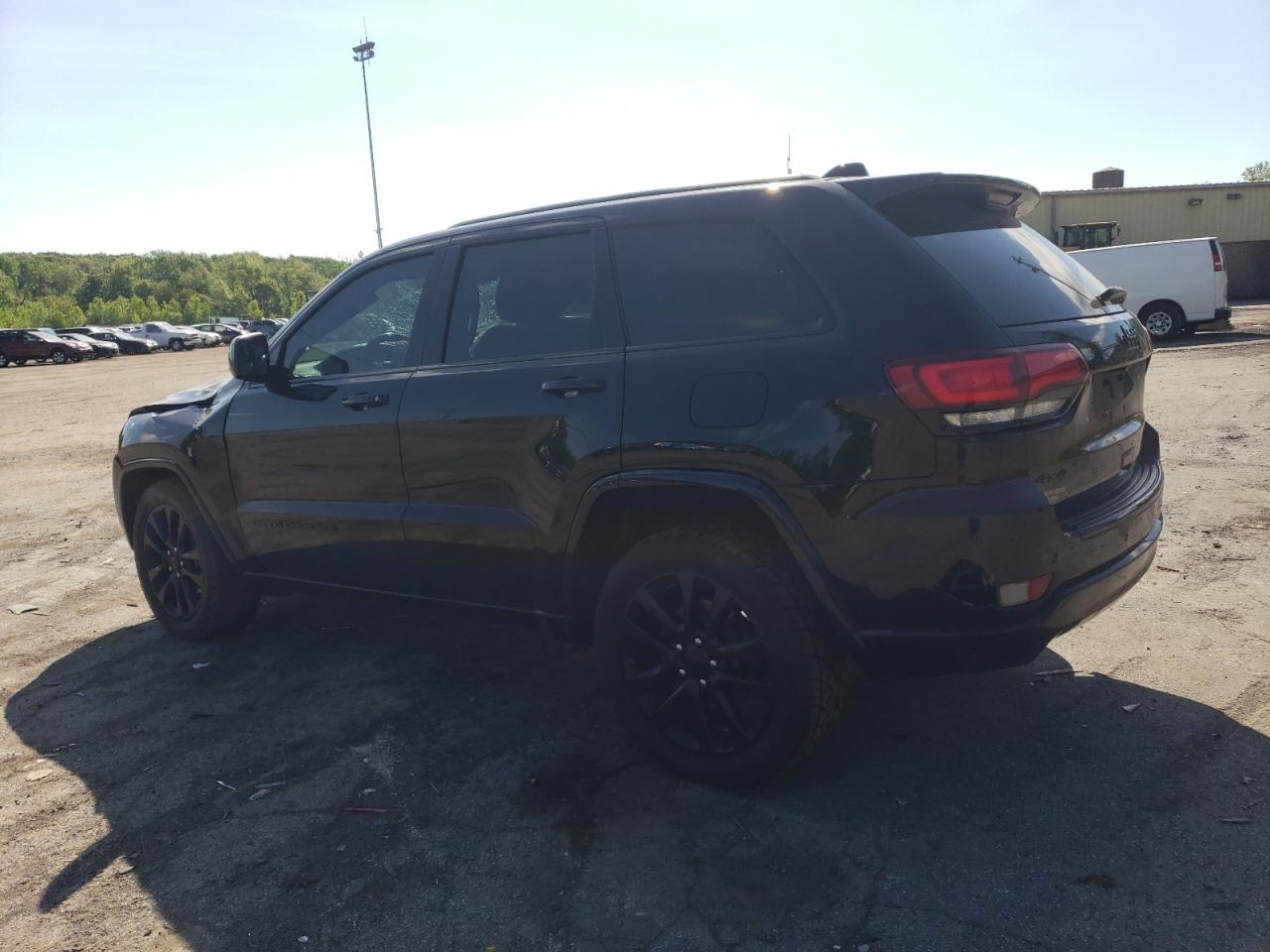 1C4RJFAG2HC929703 2017 Jeep Grand Cherokee Laredo