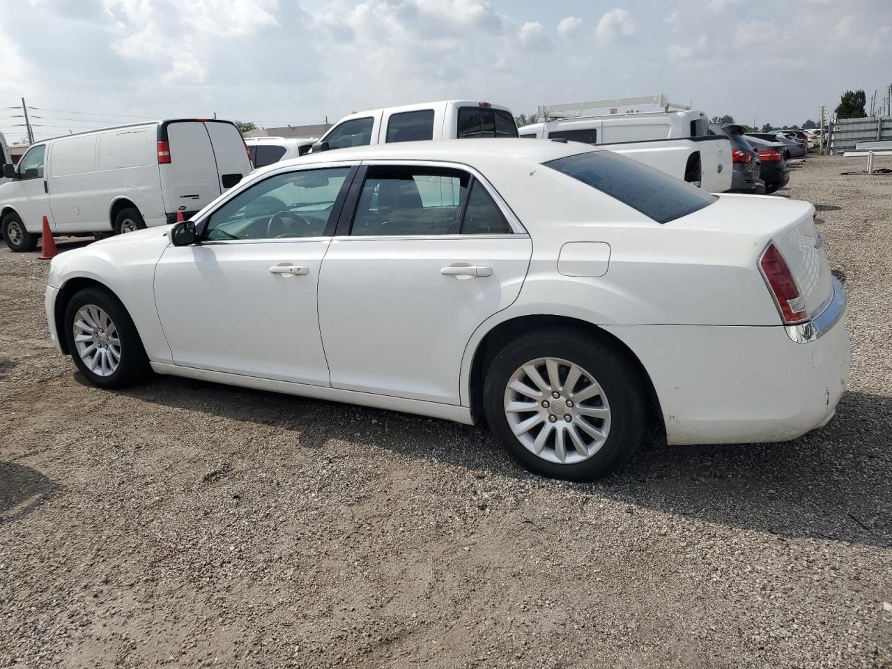 2C3CCAAG5EH377808 2014 Chrysler 300