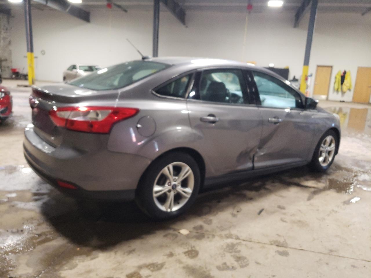 1FADP3F22EL189575 2014 Ford Focus Se