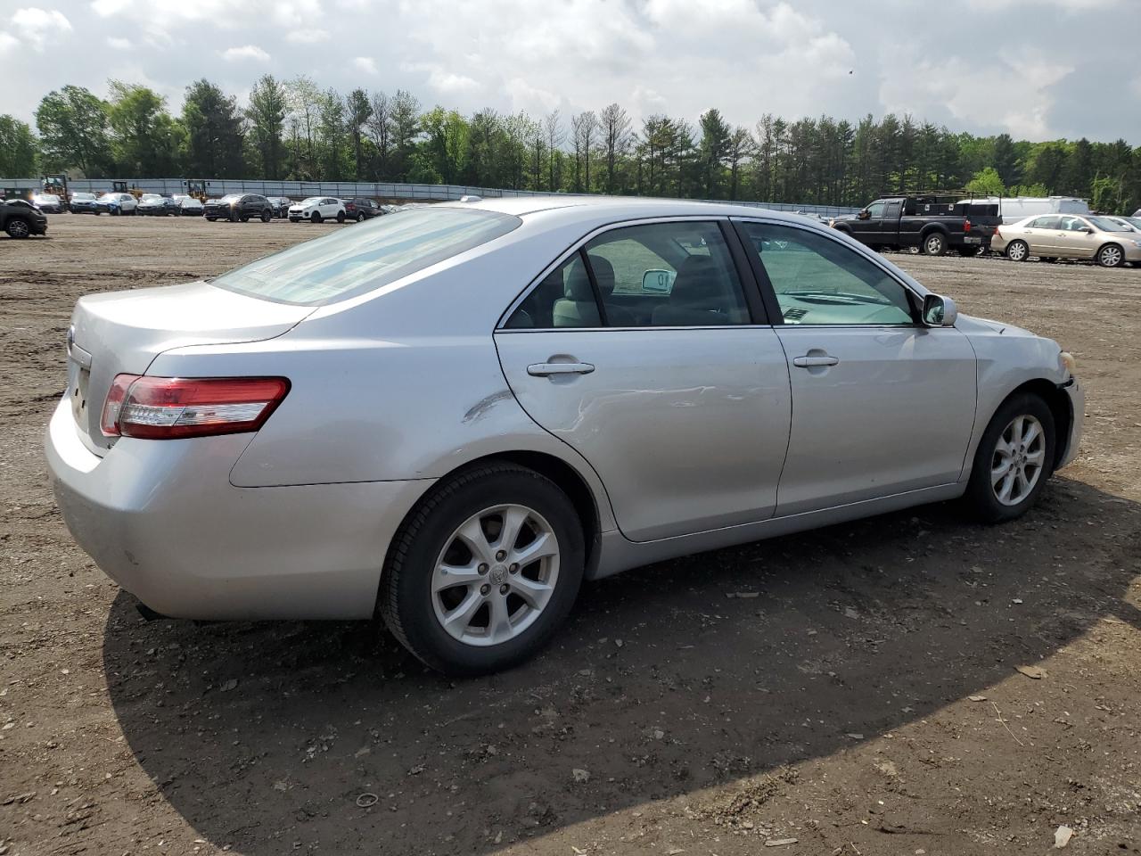 4T1BF3EK1BU758391 2011 Toyota Camry Base