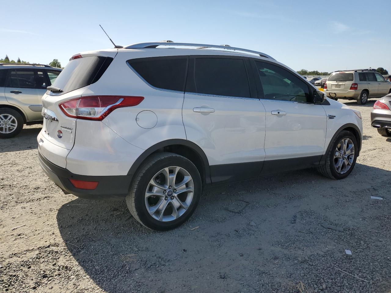 1FMCU0J94EUA77898 2014 Ford Escape Titanium