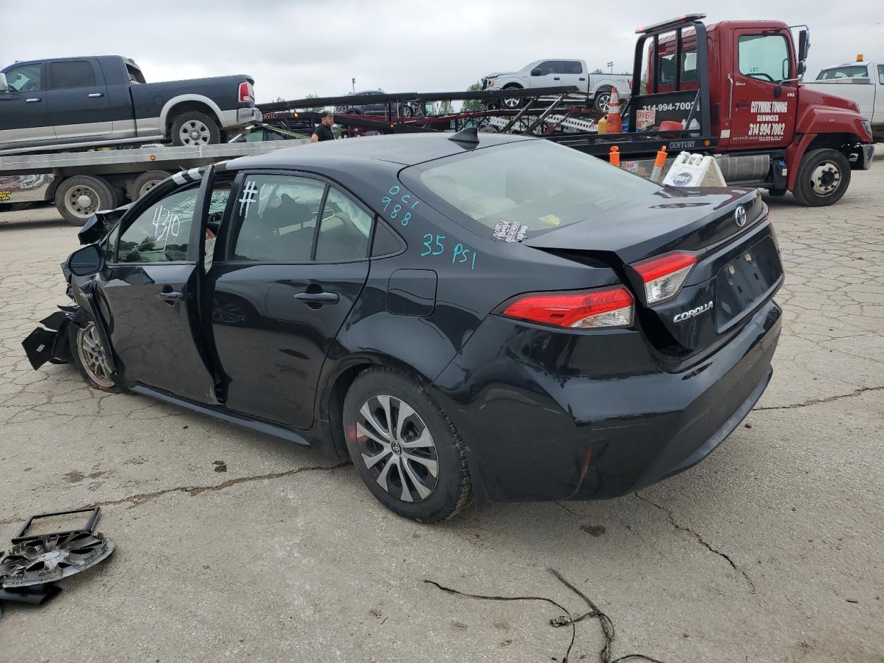 2020 Toyota Corolla Le vin: JTDEBRBE1LJ001850