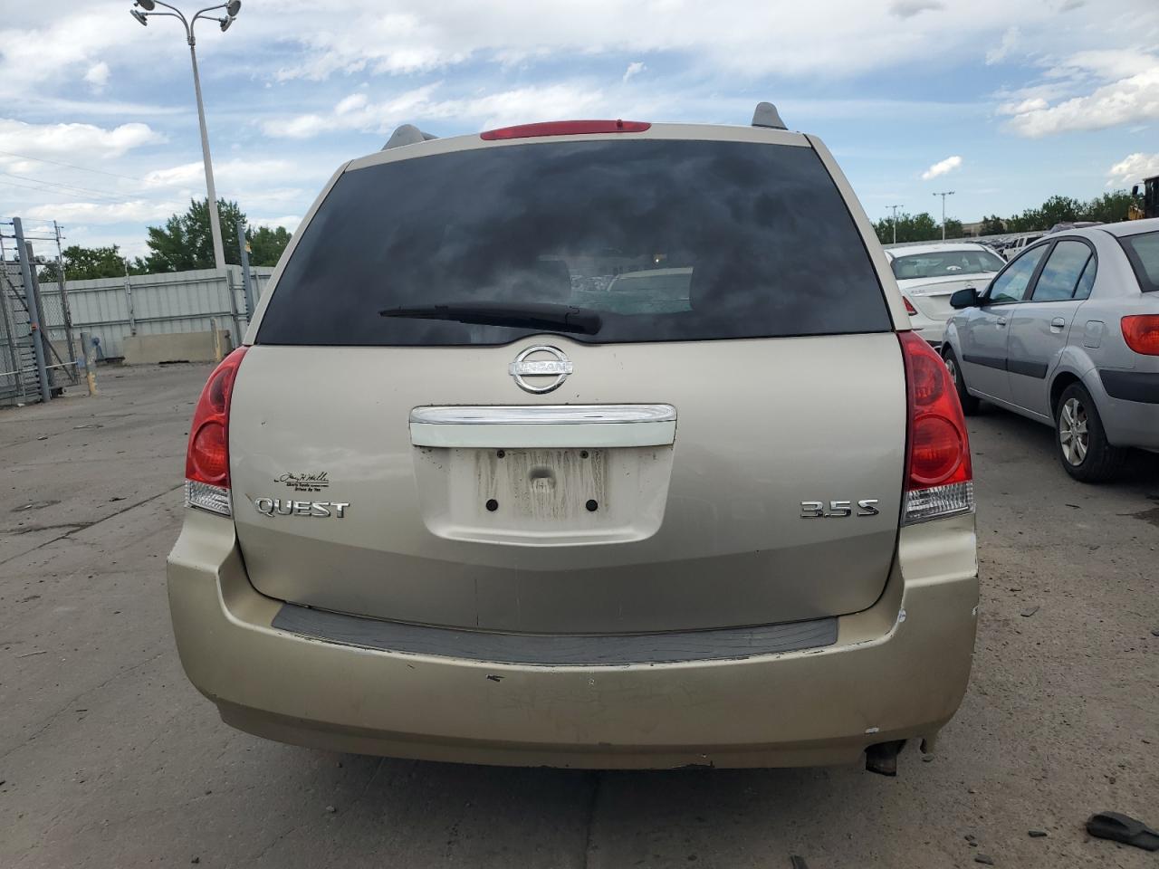 5N1BV28U04N364890 2004 Nissan Quest S