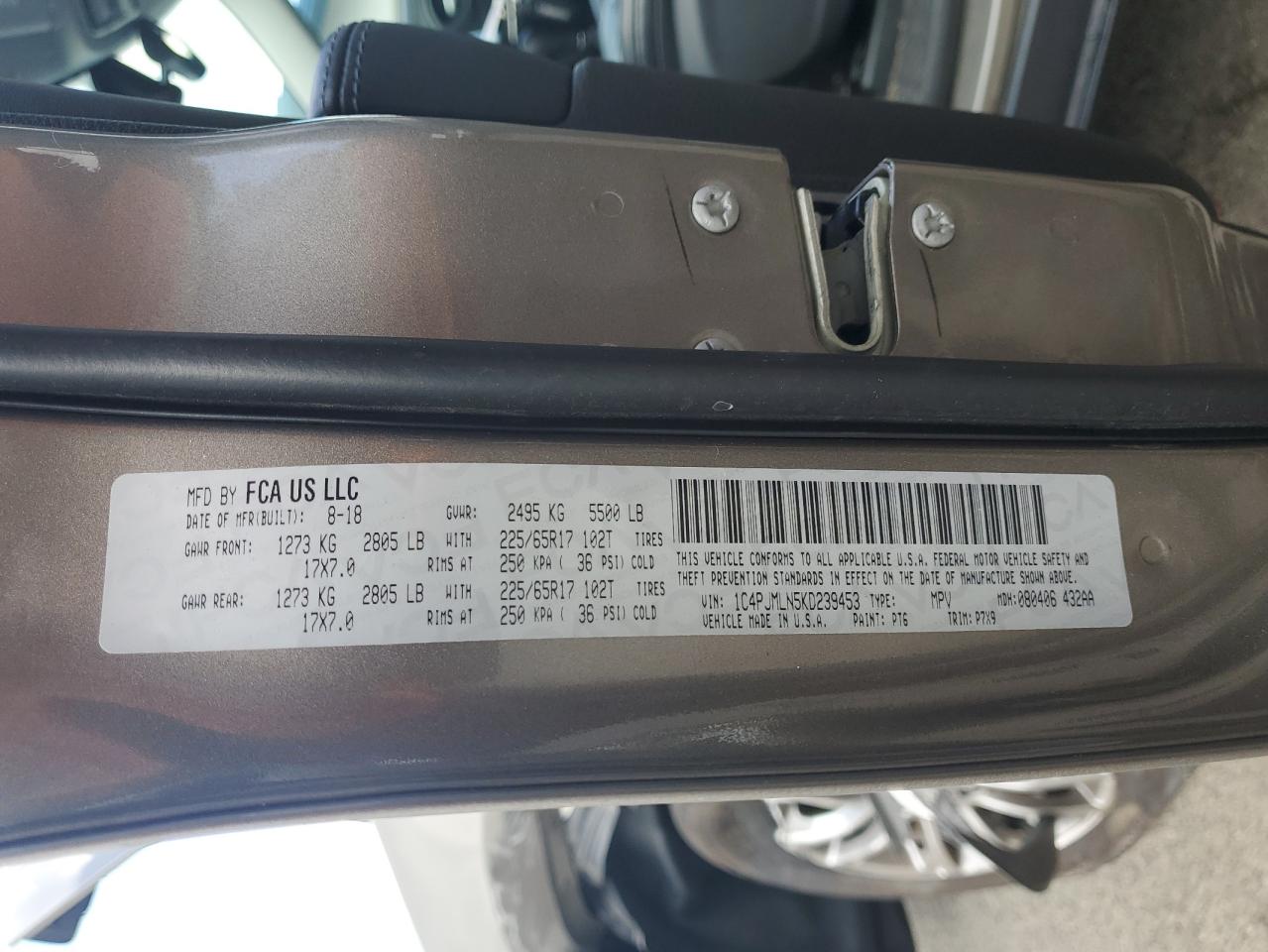 1C4PJMLN5KD239453 2019 Jeep Cherokee Latitude Plus