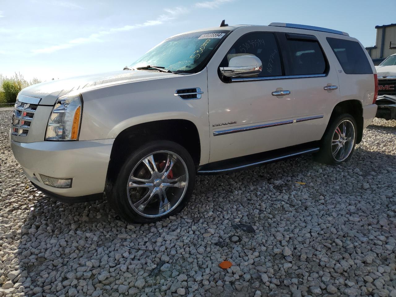 1GYUKBEF7AR111009 2010 Cadillac Escalade Luxury